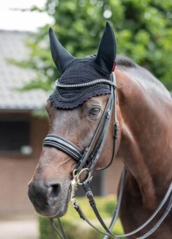 LeMieux Diamante Acoustic Fly Hood - Black 5 LeMieux Diamante Acoustic Fly Hood - Black -Equi Guard Horse Shop lemieux diamante fly hood black 3rdy