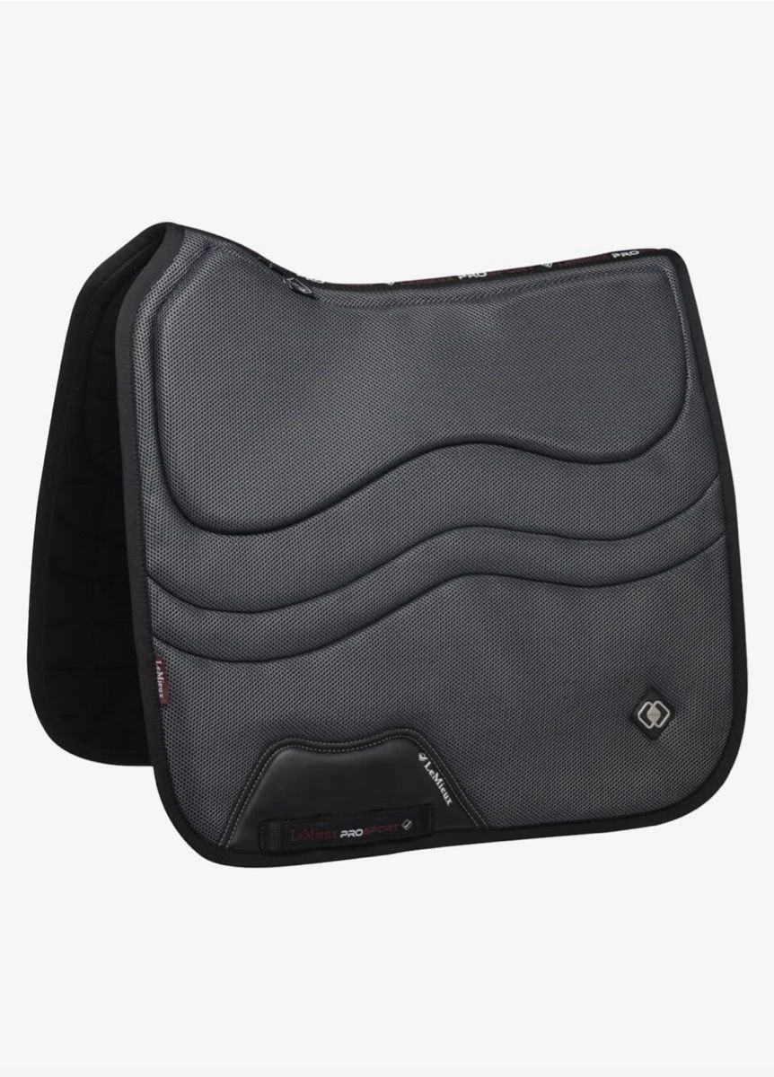 LeMieux Ultra Mesh Dressage Square - Black 1 LeMieux Ultra Mesh Dressage Square - Black